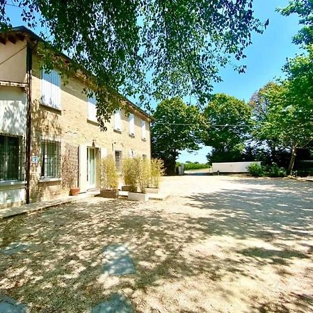 Il Bianconiglio R&B Bed & Breakfast Carraie Bagian luar foto